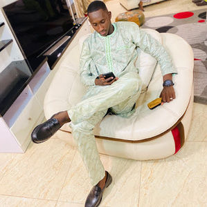 Meet your Posher, Mamadou